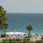 Blue Garden Hotel 